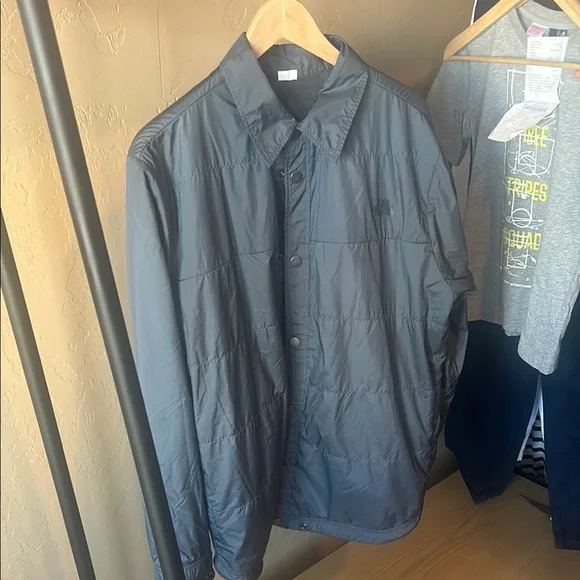 The North Face Black Jacket - Large - Picture 4 of 6